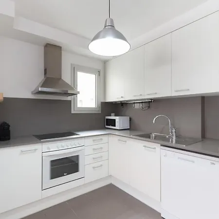 Apartamentos Cornellalux 2 Cornellà de Llobregat Buitenkant foto
